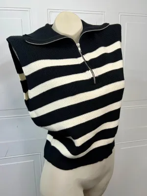 Celeste Collared neck with easy half-zip closure