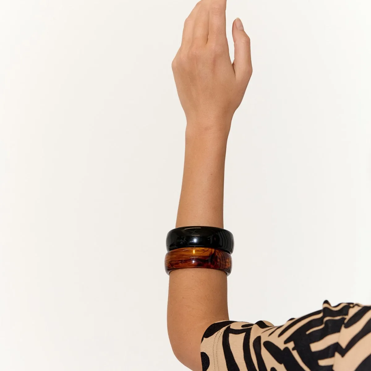 Riley Resin Bangle (Tortoiseshell)